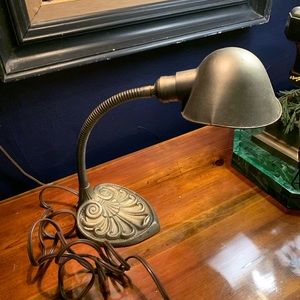 Vintage Gooseneck lamp